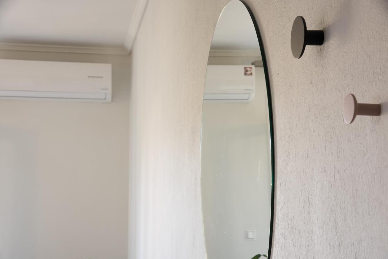 Vertigo Seaside Apartments Нікіті Екстер'єр фото