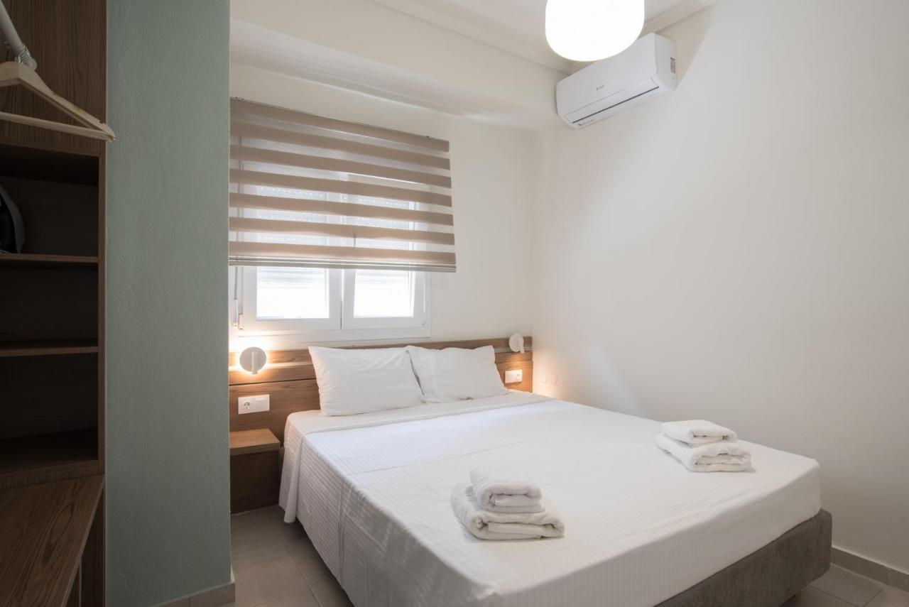Vertigo Seaside Apartments Нікіті Екстер'єр фото